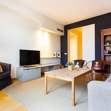 Friendly Rentals Gran Via Barcelona