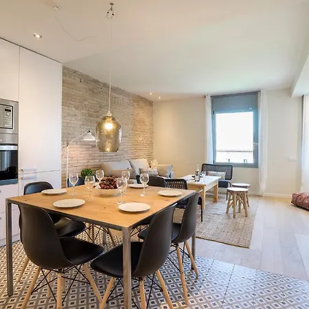 Friendly Rentals Gran Via Barcelona
