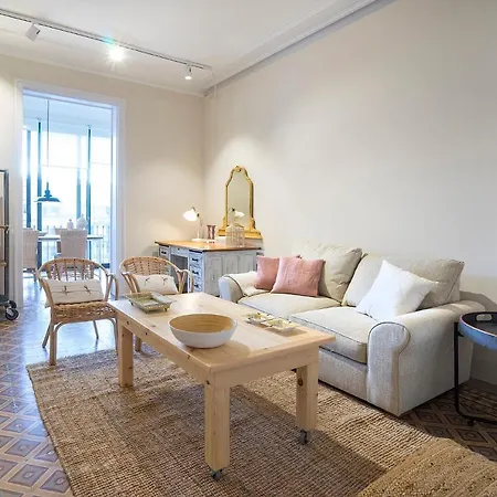 Friendly Rentals Gran Via Barcelona