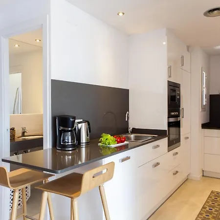 Friendly Rentals Gran Via Barcelona