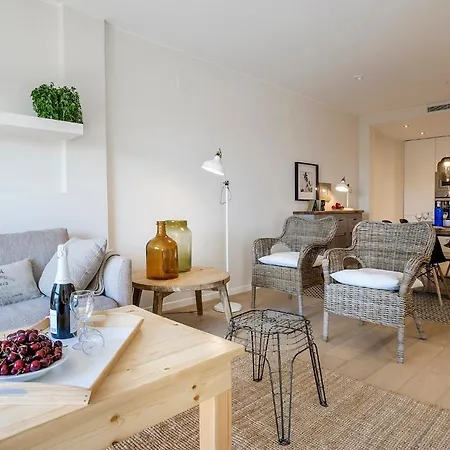 Friendly Rentals Gran Via Apartment *