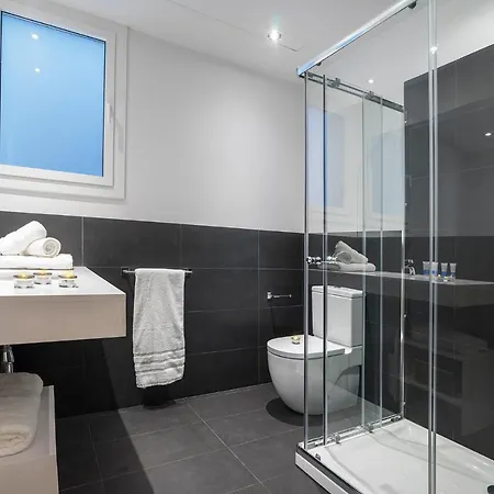 Friendly Rentals Gran Via Apartment