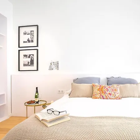 Friendly Rentals Gran Via *