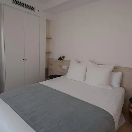 Friendly Rentals Gran Via * Barcelona